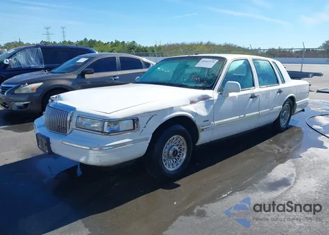 1996 Lincoln Town Car Executive из США, поврежденный, VIN 1LNLM81W8TY697938